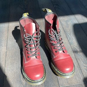 Dr. Martens 1460 lace up boots